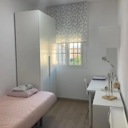 Apartment Colegio Mayor Careu - Women Only - Community *