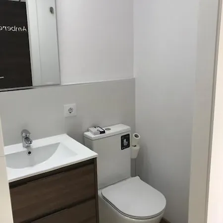 Colegio Mayor Careu - Women Only - Community Apartment Seville
