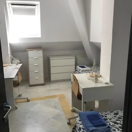 Apartment Colegio Mayor Careu - Women Only - Community *