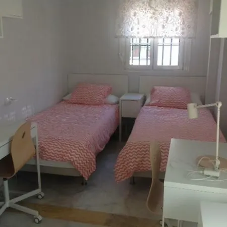 Apartment Colegio Mayor Careu - Women Only - Community