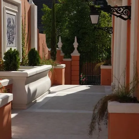 Apartment Colegio Mayor Careu - Women Only - Community *